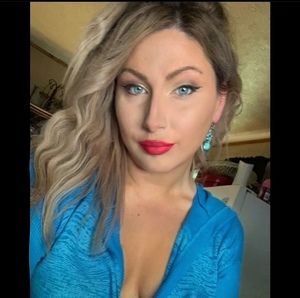 Meet your Posher, Heidi